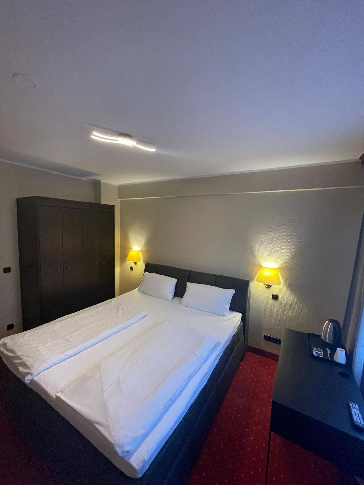 Sun Hotel Έσσεν Εξωτερικό φωτογραφία