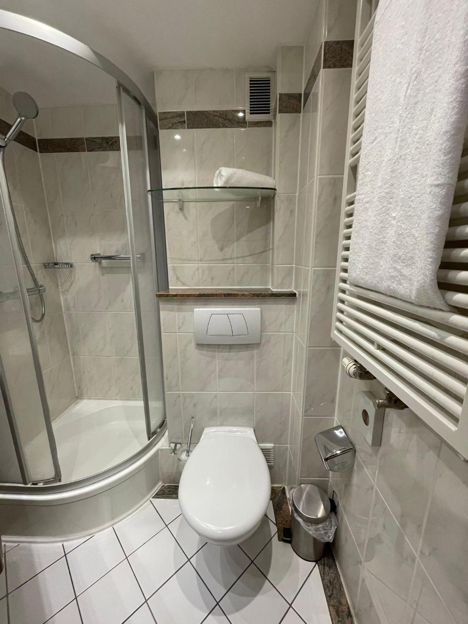 Sun Hotel Έσσεν Εξωτερικό φωτογραφία