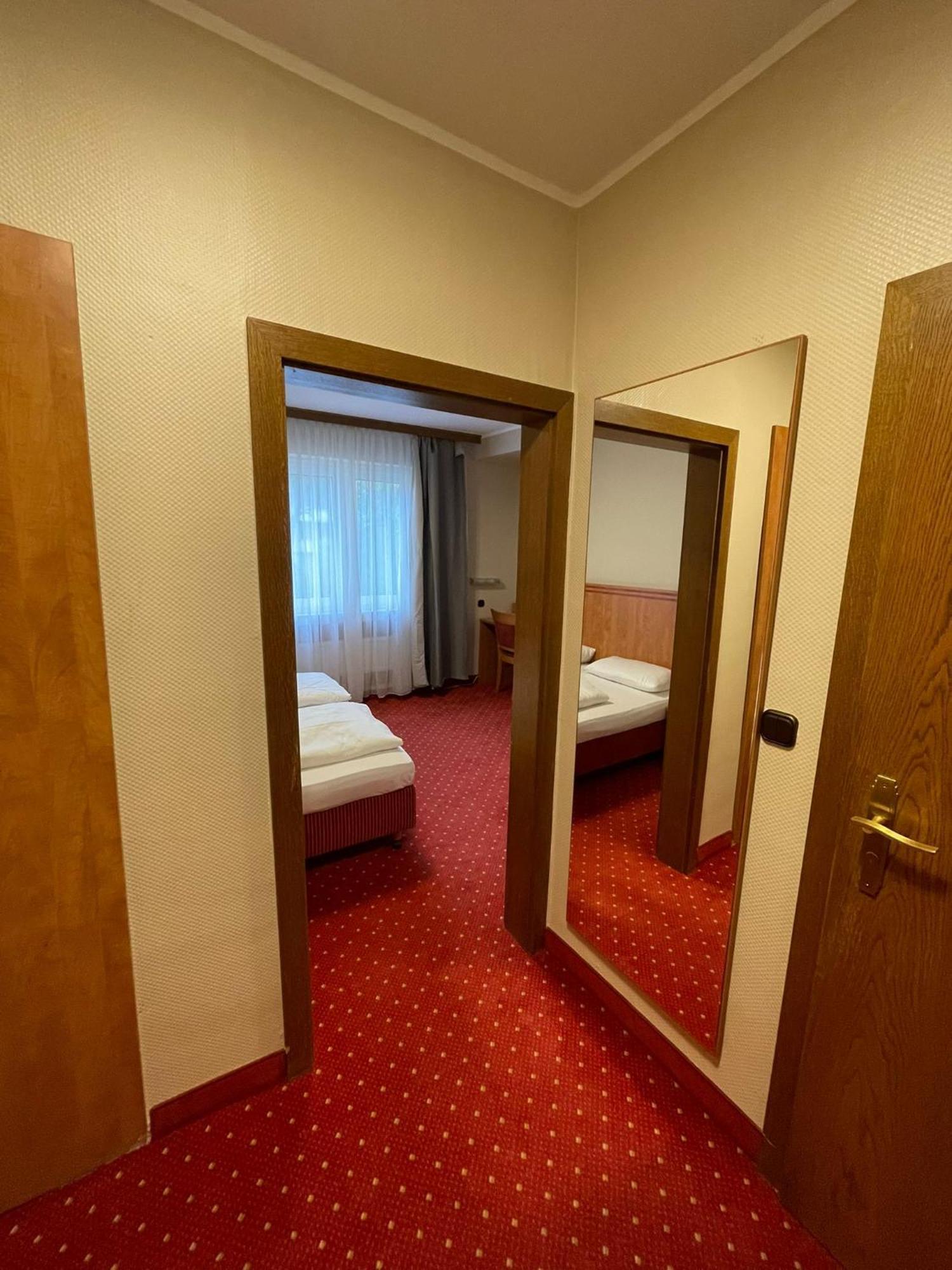 Sun Hotel Έσσεν Εξωτερικό φωτογραφία
